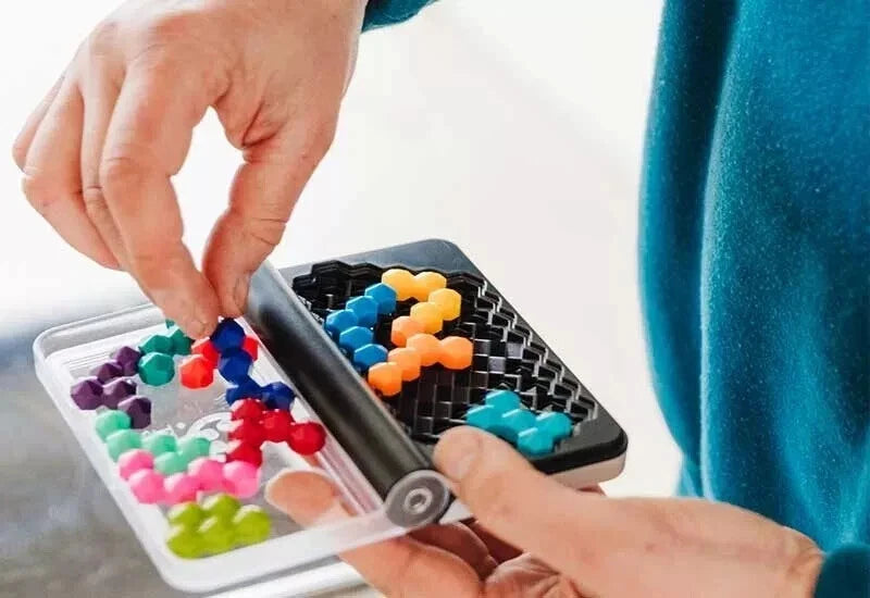 Smart Games - IQ Six Pro, Puzzle Game with 120 Challenges, 3 Playing Modes, 8+ Y