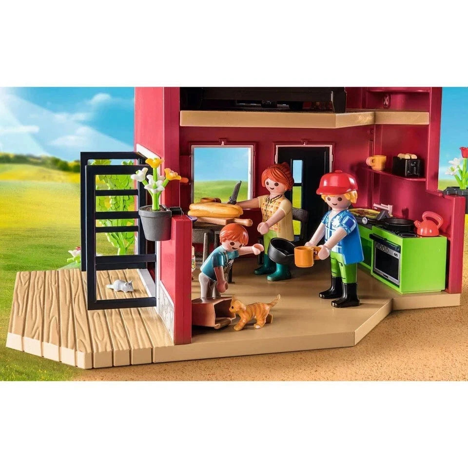 PLAYMOBIL COUNTRY FARMHOUSE WITH OUTDOOR AREA