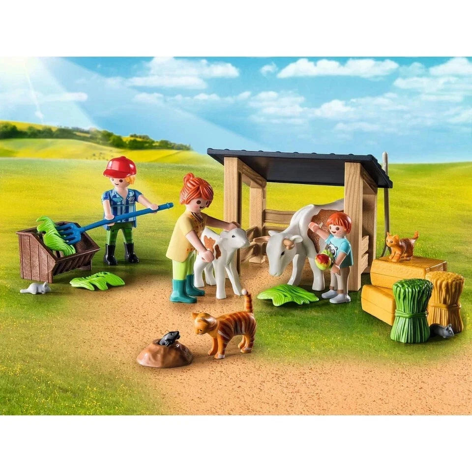 PLAYMOBIL COUNTRY FARMHOUSE WITH OUTDOOR AREA